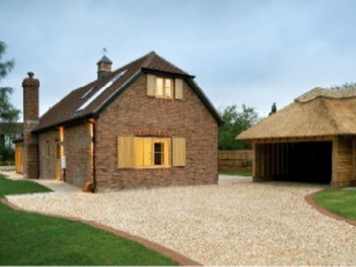 Similar property image