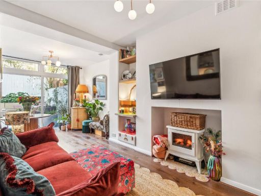 Similar property image