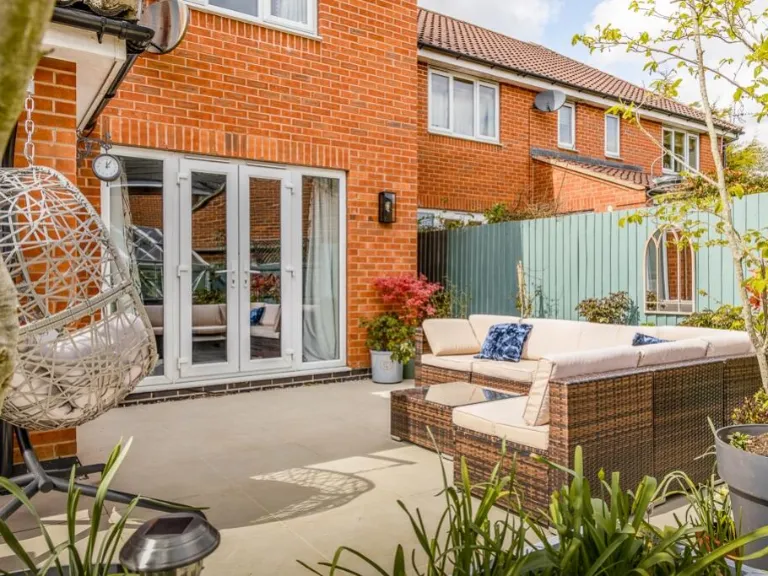 property Compatible Images}