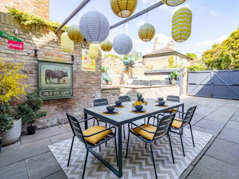 property Compatible Images}