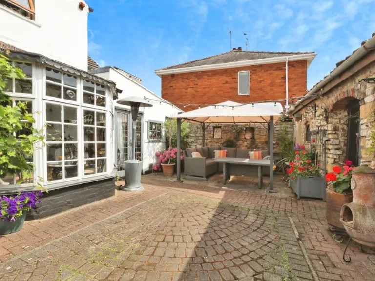 property Compatible Images}