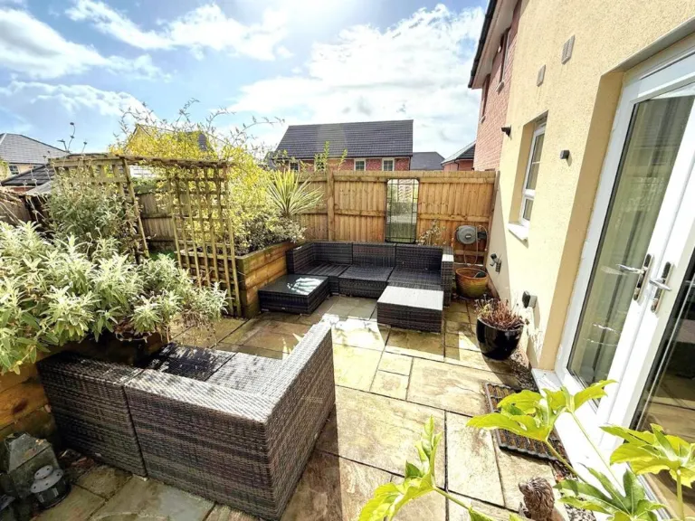 property Compatible Images}