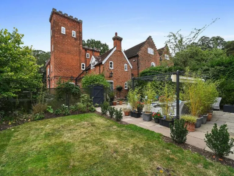 property Compatible Images}