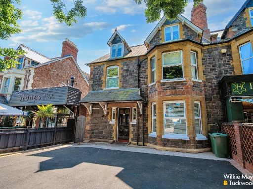 Similar property image