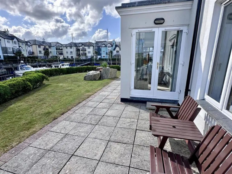 property Compatible Images}