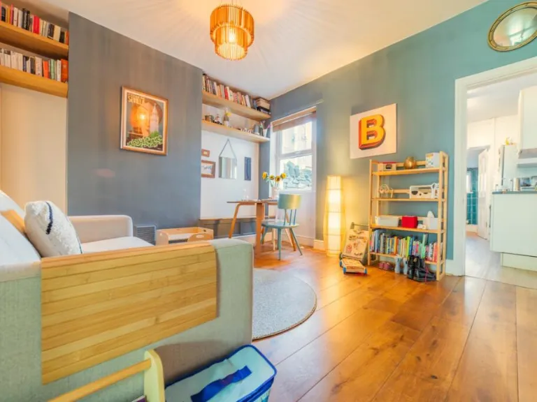 property Compatible Images}