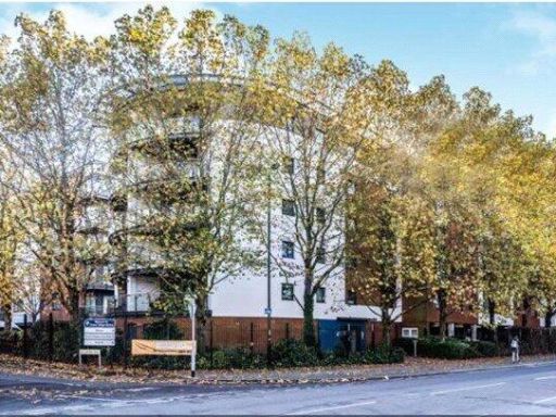 Similar property image