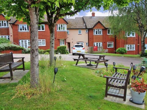 Similar property image