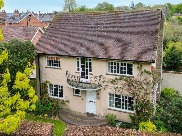 property Compatible Images}