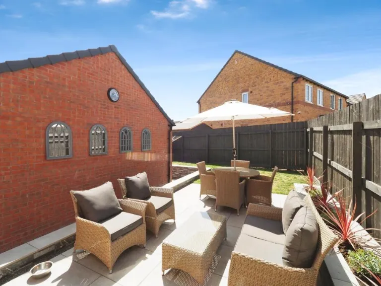 property Compatible Images}