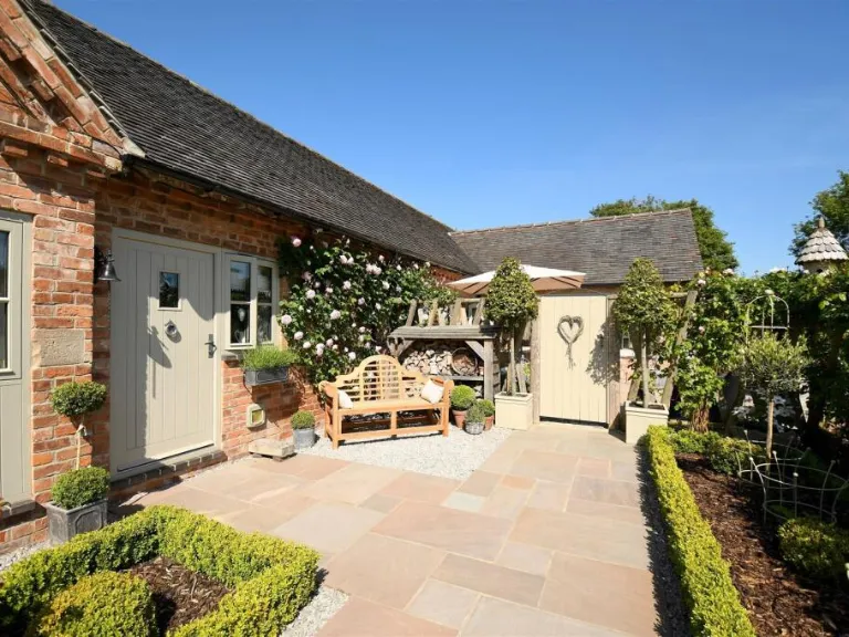 property Compatible Images}