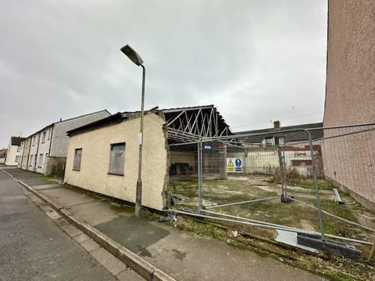 property Compatible Images}