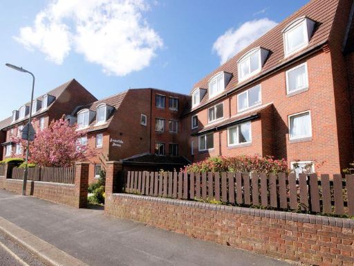 Similar property image