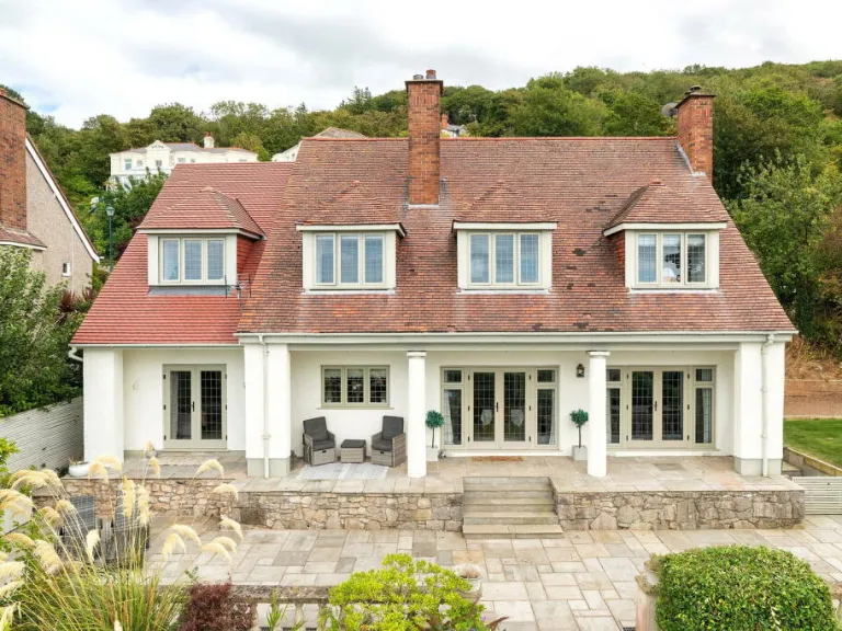 property Compatible Images}