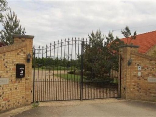 property Low res Images}