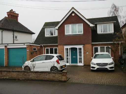 Similar property image