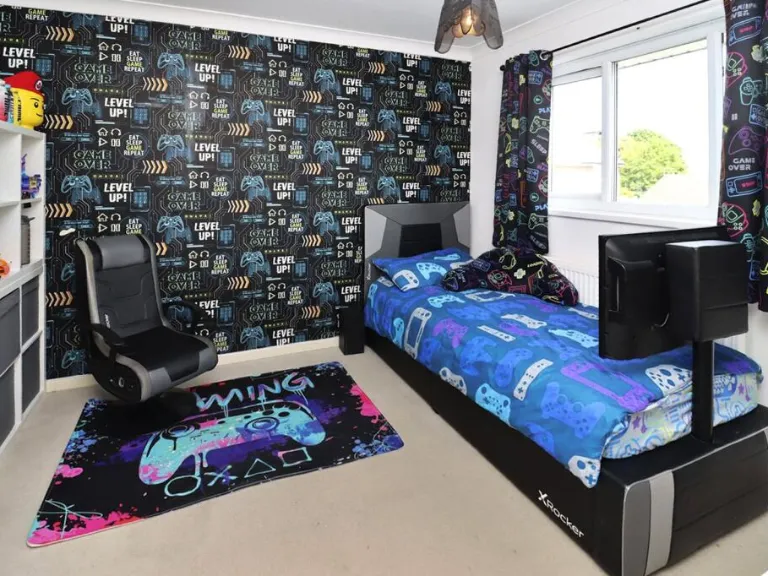 property Compatible Images}