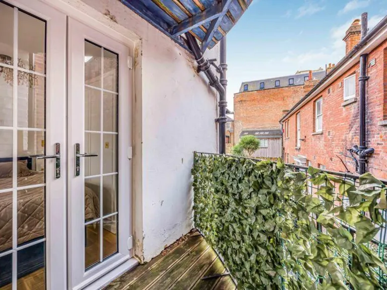 property Compatible Images}