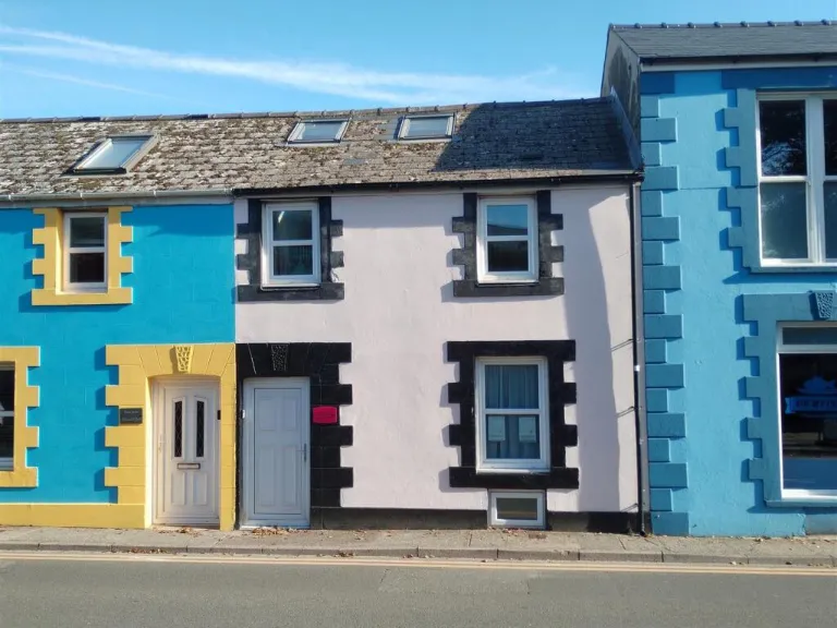 property Compatible Images}