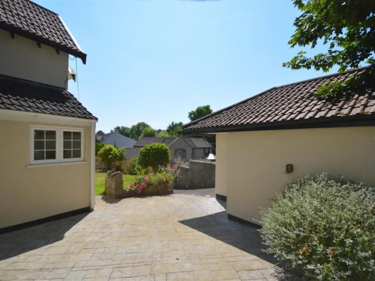 property Compatible Images}