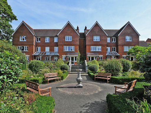 Similar property image