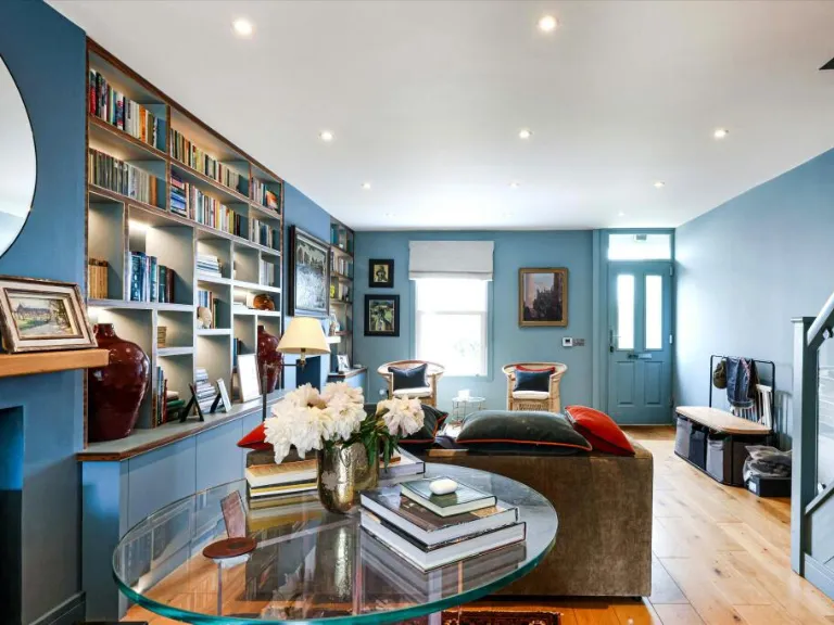 property Compatible Images}