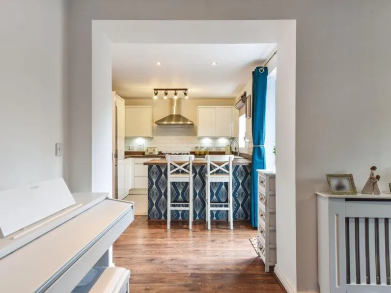 property Compatible Images}