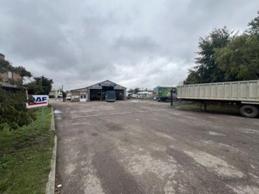 Similar property image