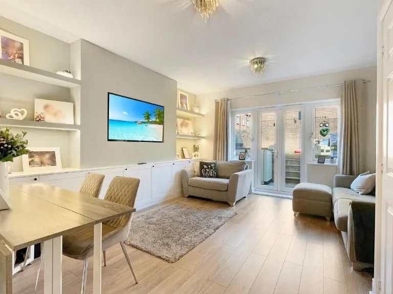 property Compatible Images}