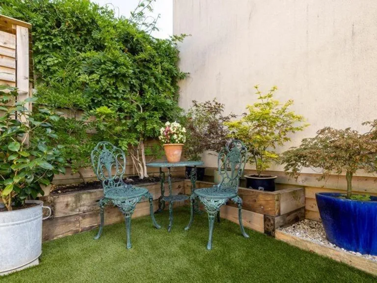 property Compatible Images}