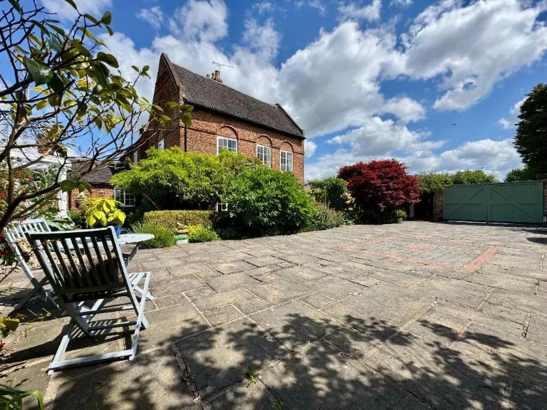 property Compatible Images}