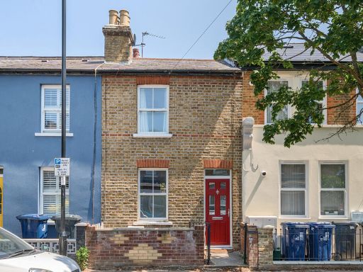 Similar property image