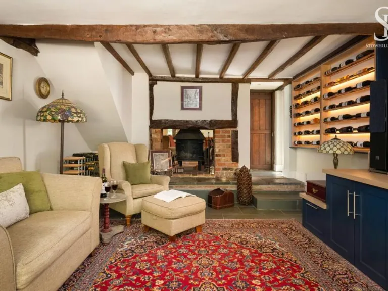 property Compatible Images}