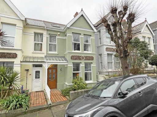 Similar property image