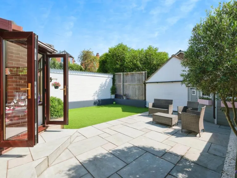 property Compatible Images}