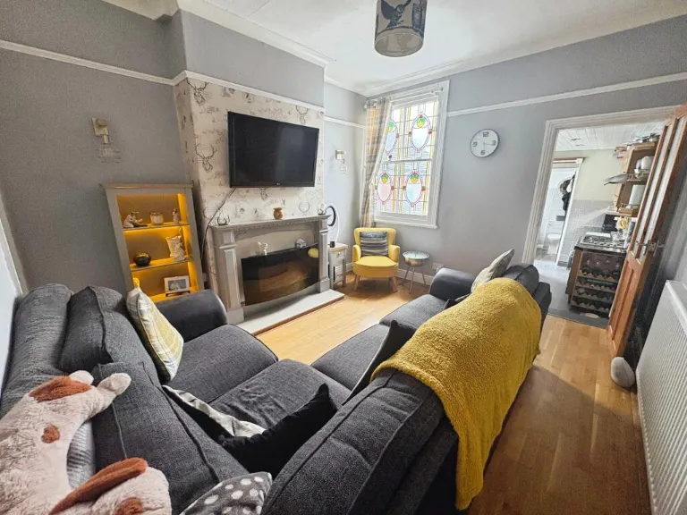 property Compatible Images}
