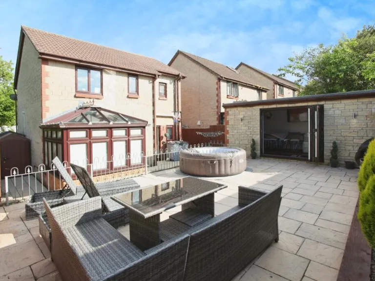 property Compatible Images}