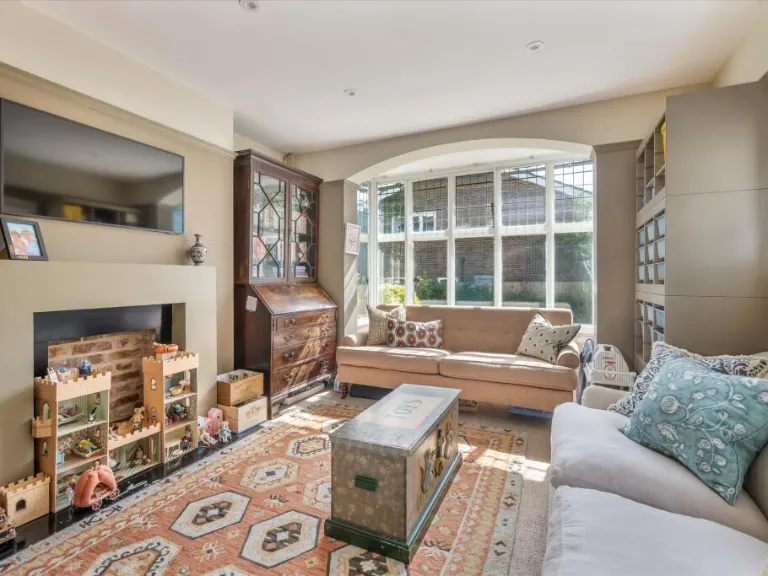 property Compatible Images}