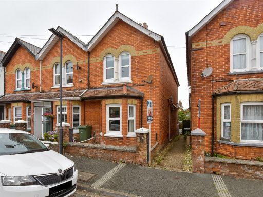 Similar property image