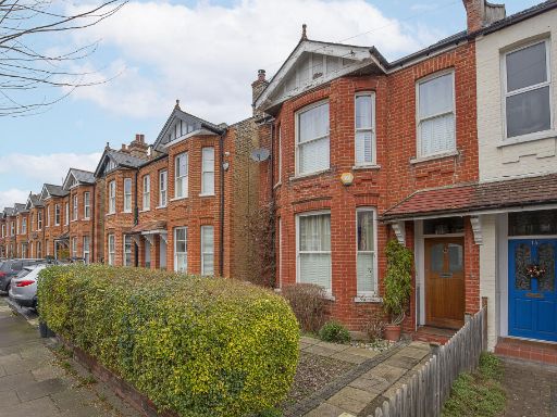 Similar property image