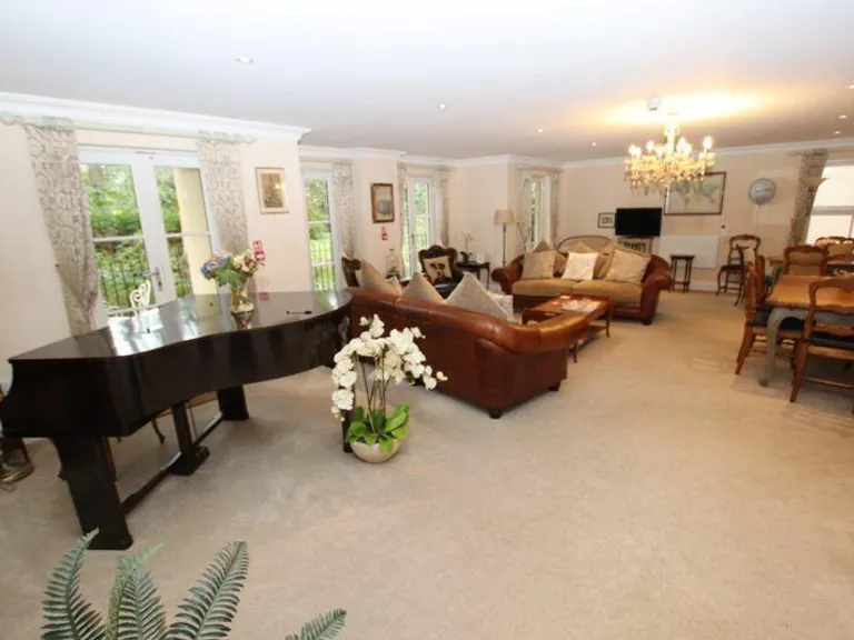 property Compatible Images}