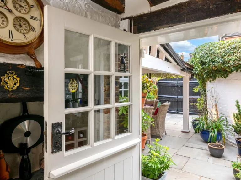 property Compatible Images}