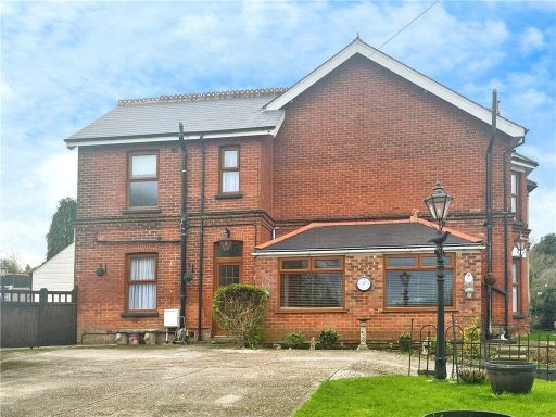 Similar property image