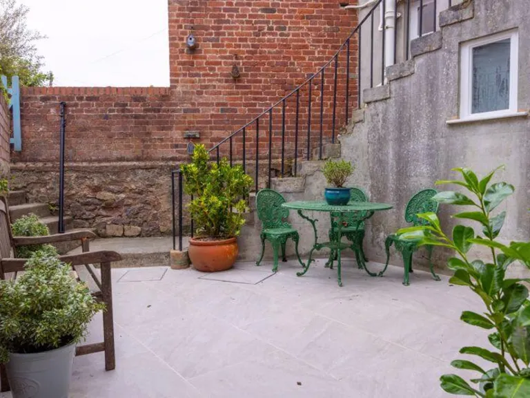 property Compatible Images}