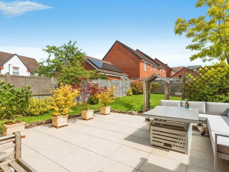 property Compatible Images}