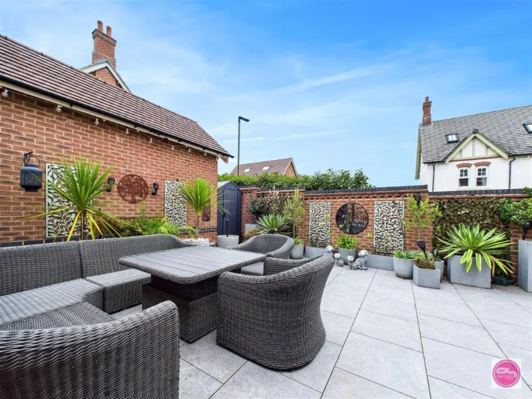 property Compatible Images}