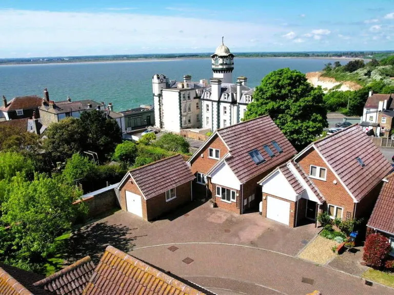 property Compatible Images}