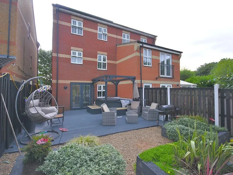 property Compatible Images}