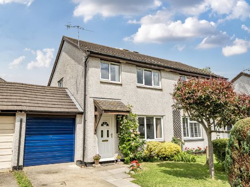 Similar property image
