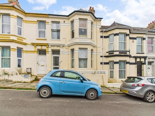 Similar property image